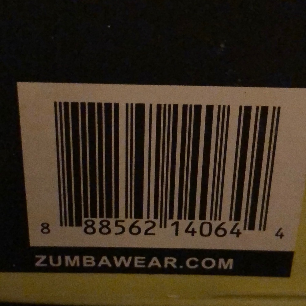 Shoes - Picture 4 of 4